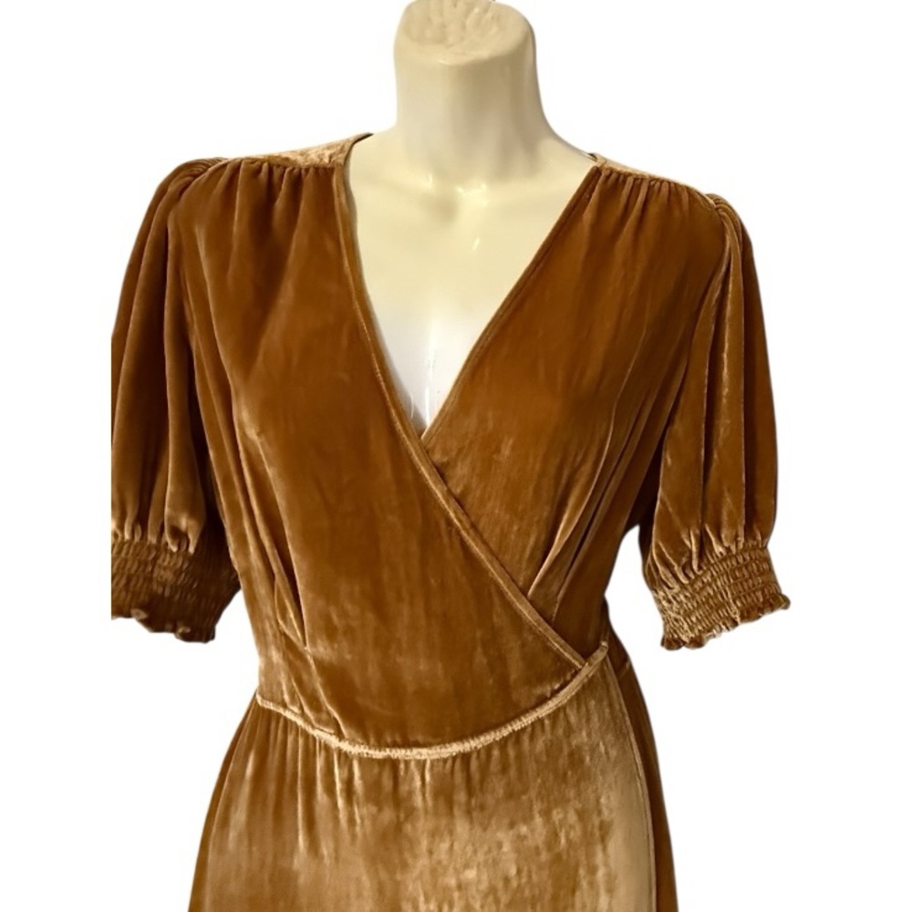 Reformation Elegant Gold Velvet Wrap maxi Dress size large - Picture 4 of 6